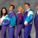 The Goldbergs 1990-Something, ABC, Série Derivada