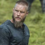 Ragnar Vikings em Raised By Wolves