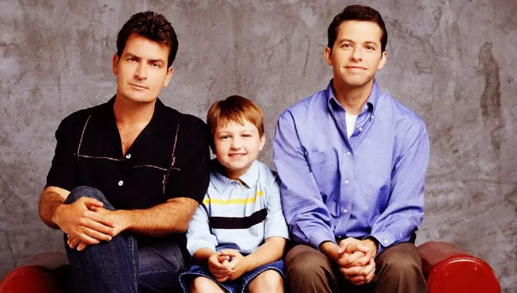 Two and a Half Men por que Charlie Sheen saiu