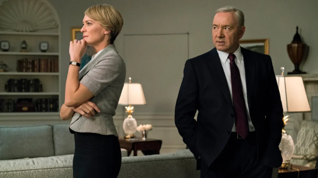 House of cards serie tipo o agente noturno