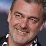 Ray Stevenson morreu