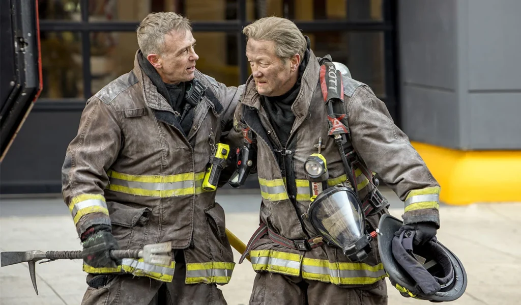 Chicago Fire: fãs estão curiosos sobre saída de dois bombeiros