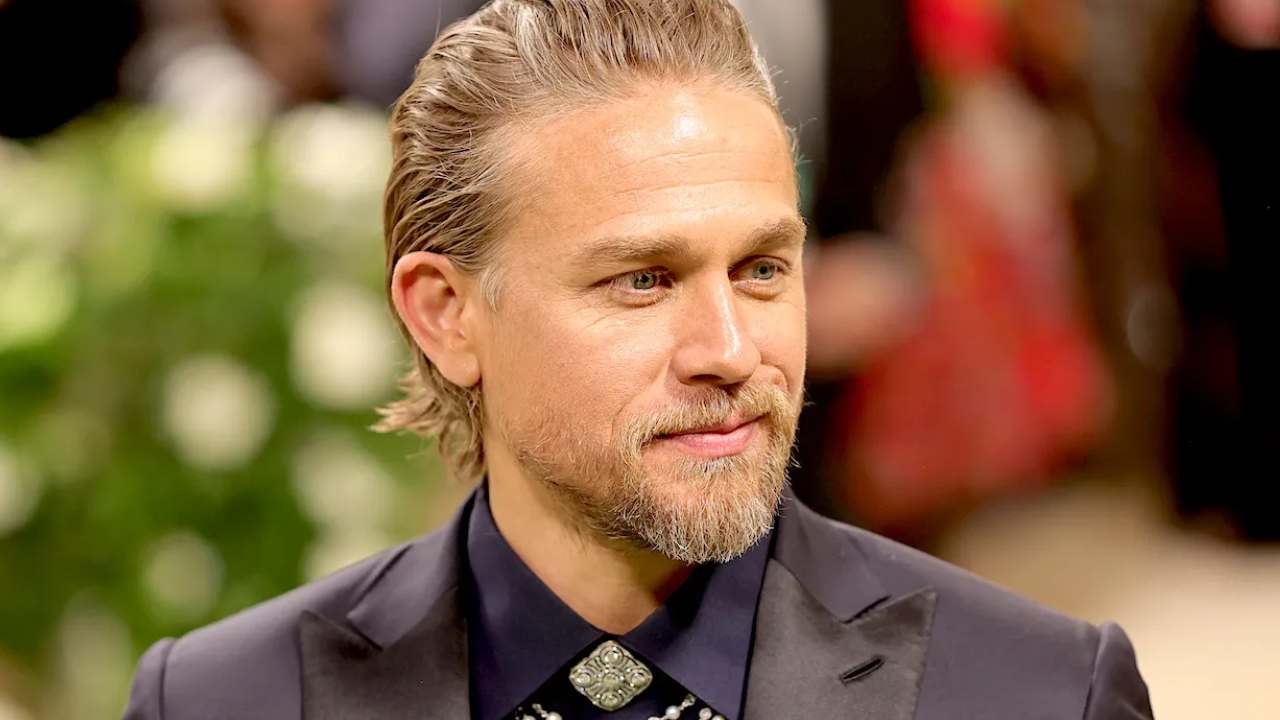 Charlie Hunnam 3ª temporada monstros