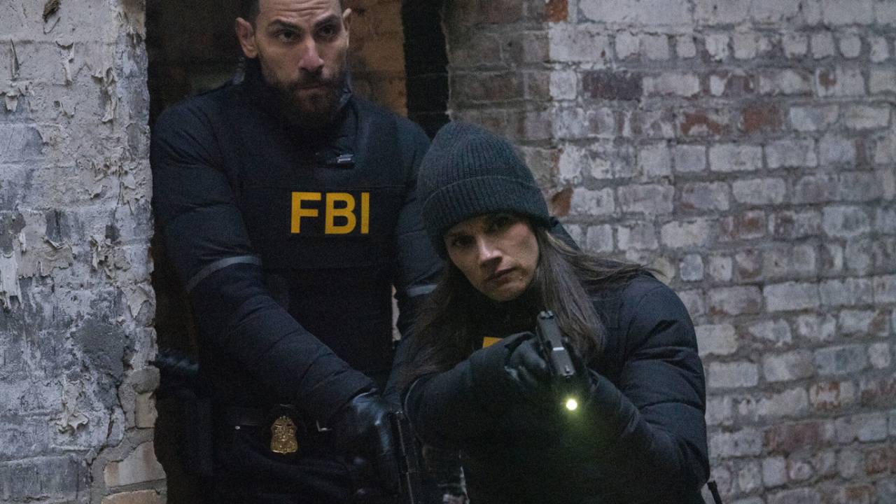 FBI 7x01 review