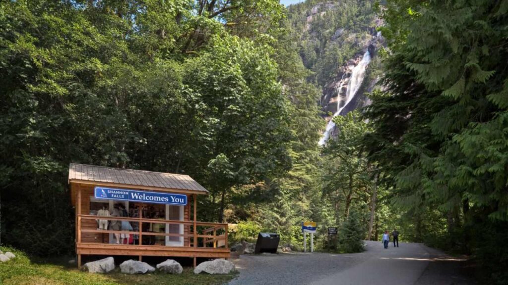 Shannon Falls Provincial Park